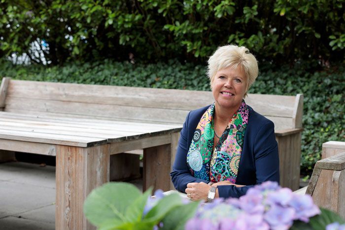 Uitvaartconsulent Adri van den Bergh